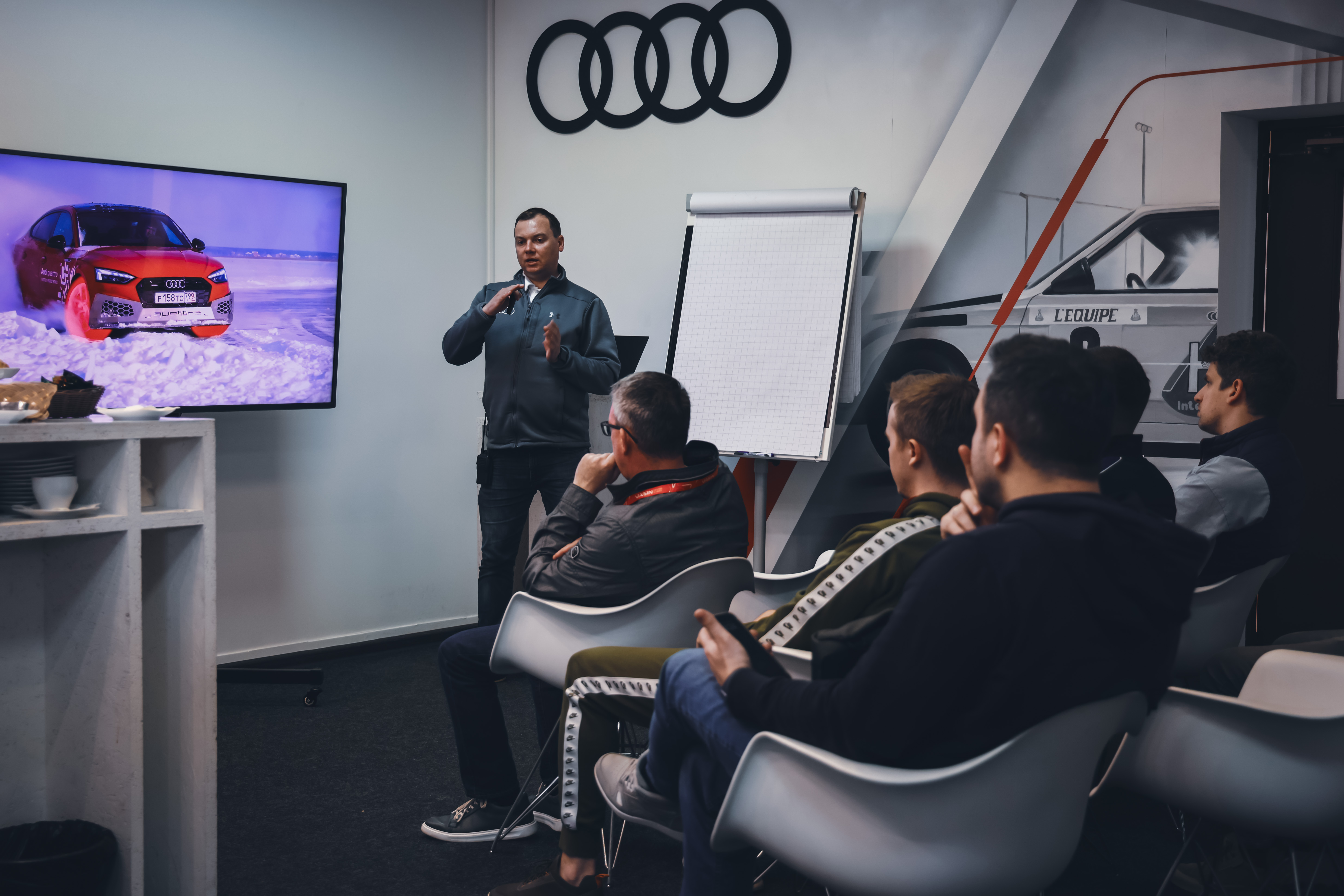 Курс управления автомобилем "Спортивный"