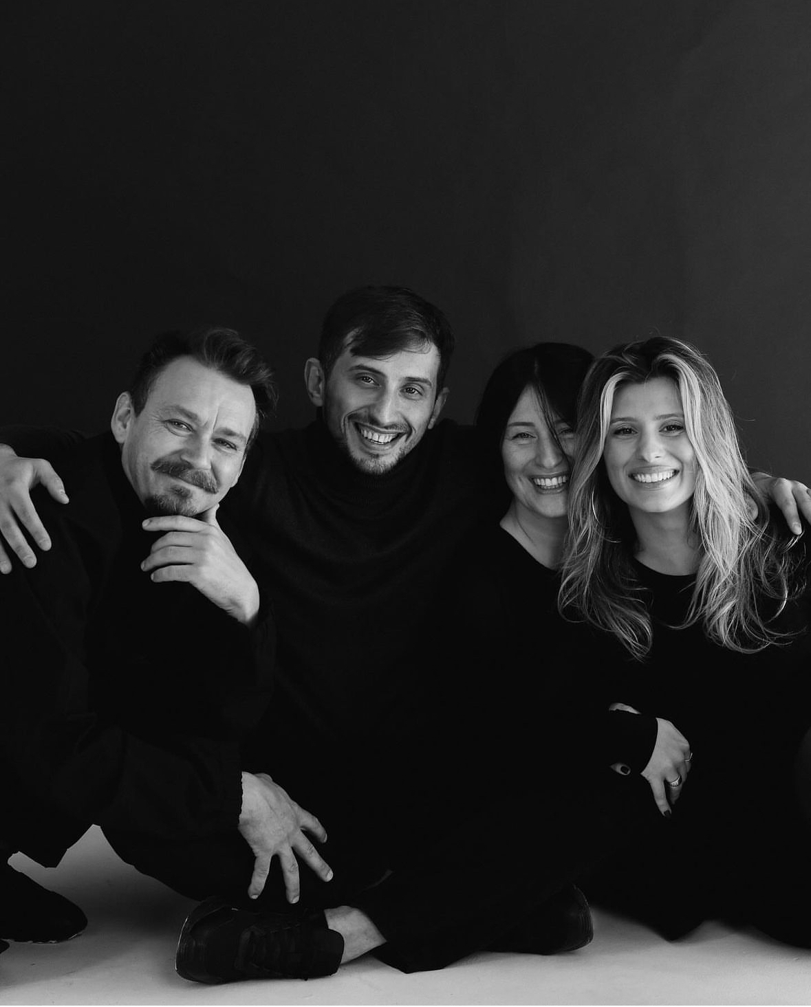 Семейная фотосессия в студии