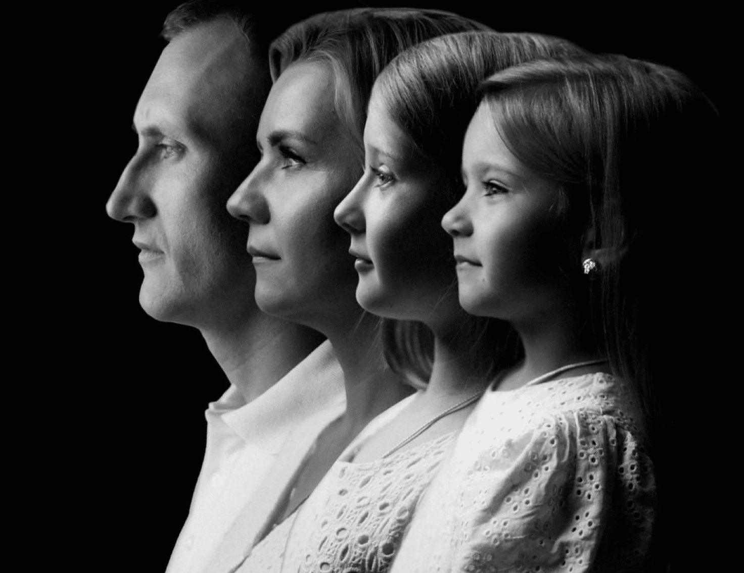 Семейная фотосессия в студии