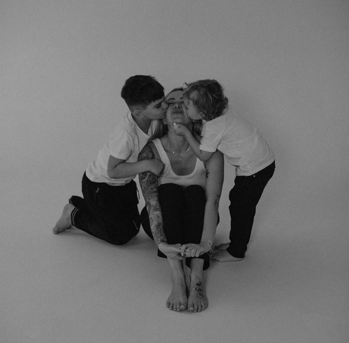 Семейная фотосессия в студии