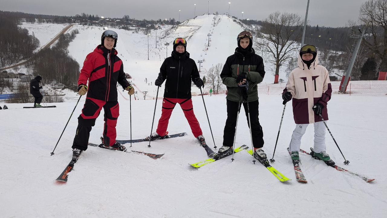 Мастер-класс по катанию на горных лыжах