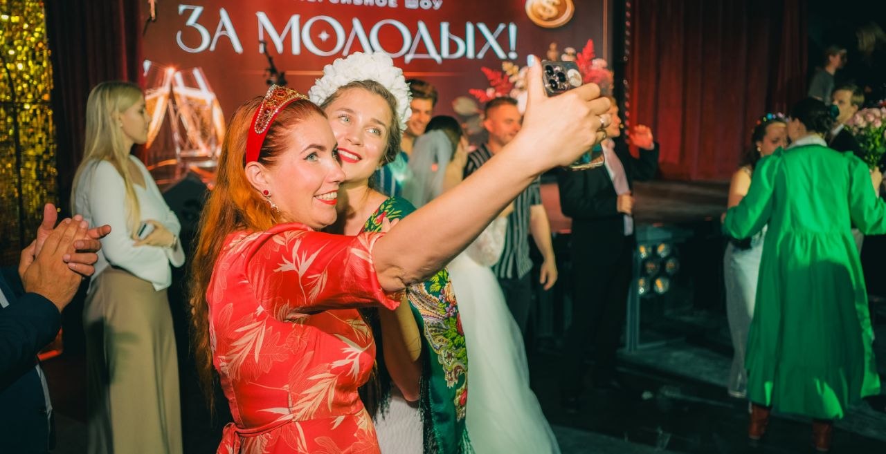 Интерактивный шоу-концерт "За молодых!"